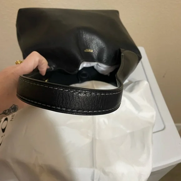 Coach Brooklyn 28 - Picture 4 of 11